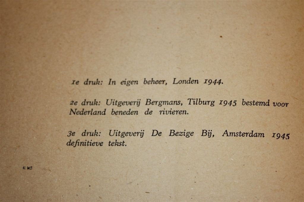 Vintage De Partisanen [1945] — Verzetsgedichten, Ophalen of Verzenden, Gelezen