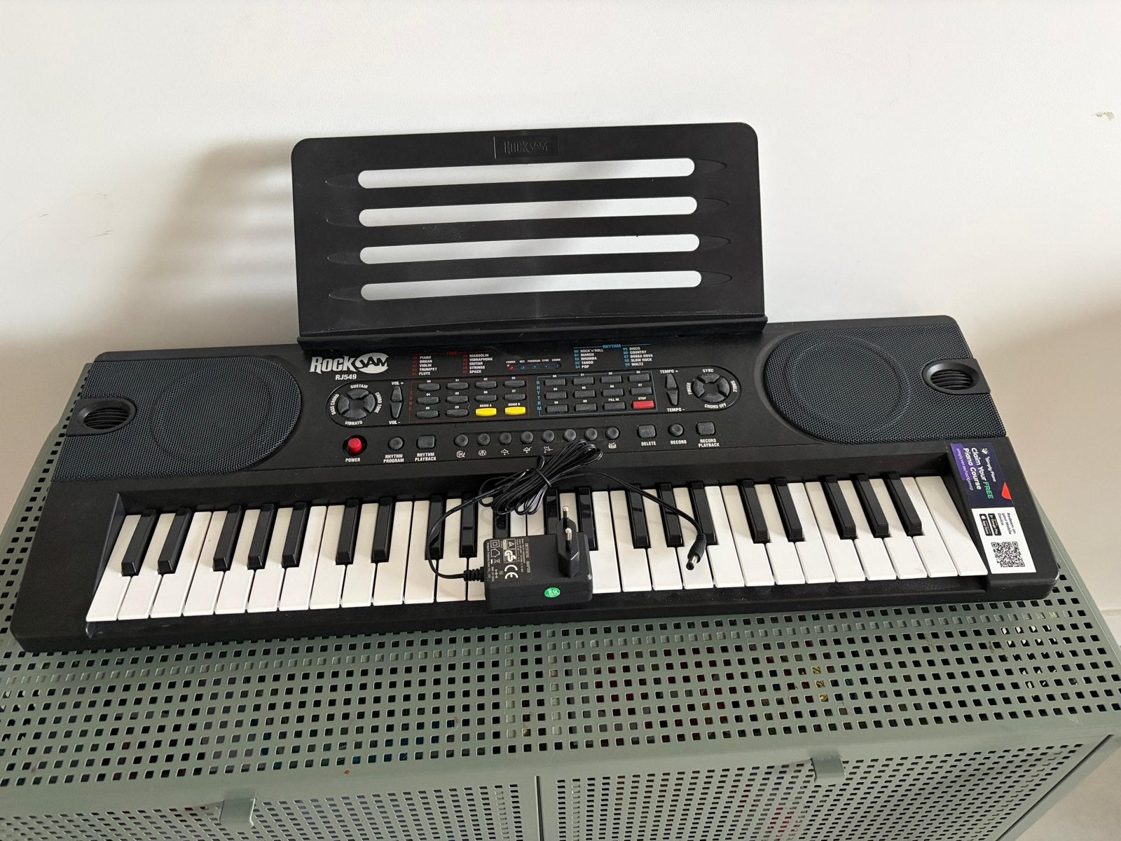 Rockjam RJ549 Keyboard - Zo goed als nieuw, inclusief batter, Ophalen of Verzenden, Zo goed als nieuw, 49 toetsen, Overige merken