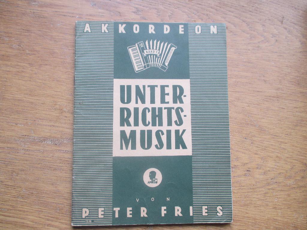 Akkordeon unterrichtsmusik -peter fries- voor  accordeon, Muziek en Instrumenten, Les of Cursus, Ophalen of Verzenden, Zo goed als nieuw