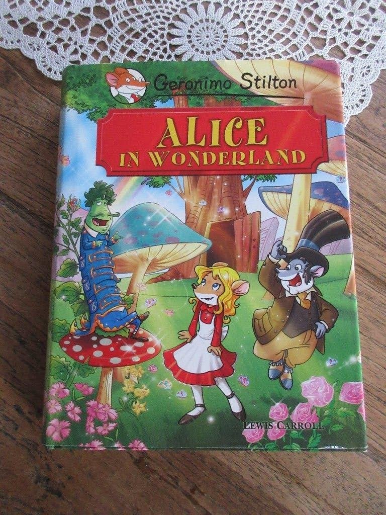 Alice in wonderland. Geronimo Stilton, Ophalen of Verzenden, Zo goed als nieuw, Geronimo Stilton, Fictie algemeen