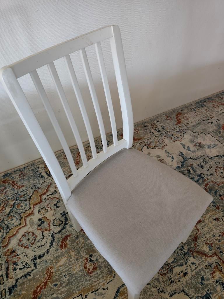 Vier witte IKEA stoelen met stoffen zitting, Ophalen, Gebruikt, Modern, Scandinavisch, Wit