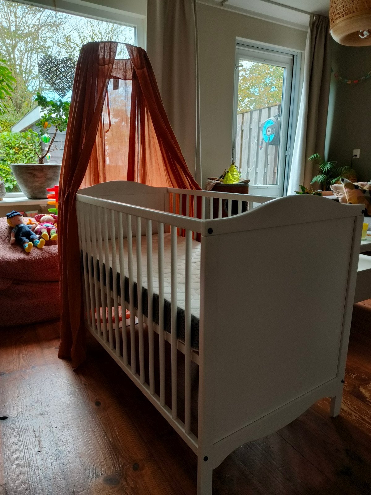 2x Baby ledikant met klamboe, Kinderen en Baby's, Babywiegjes en Ledikanten, Ophalen, Gebruikt, Ledikant