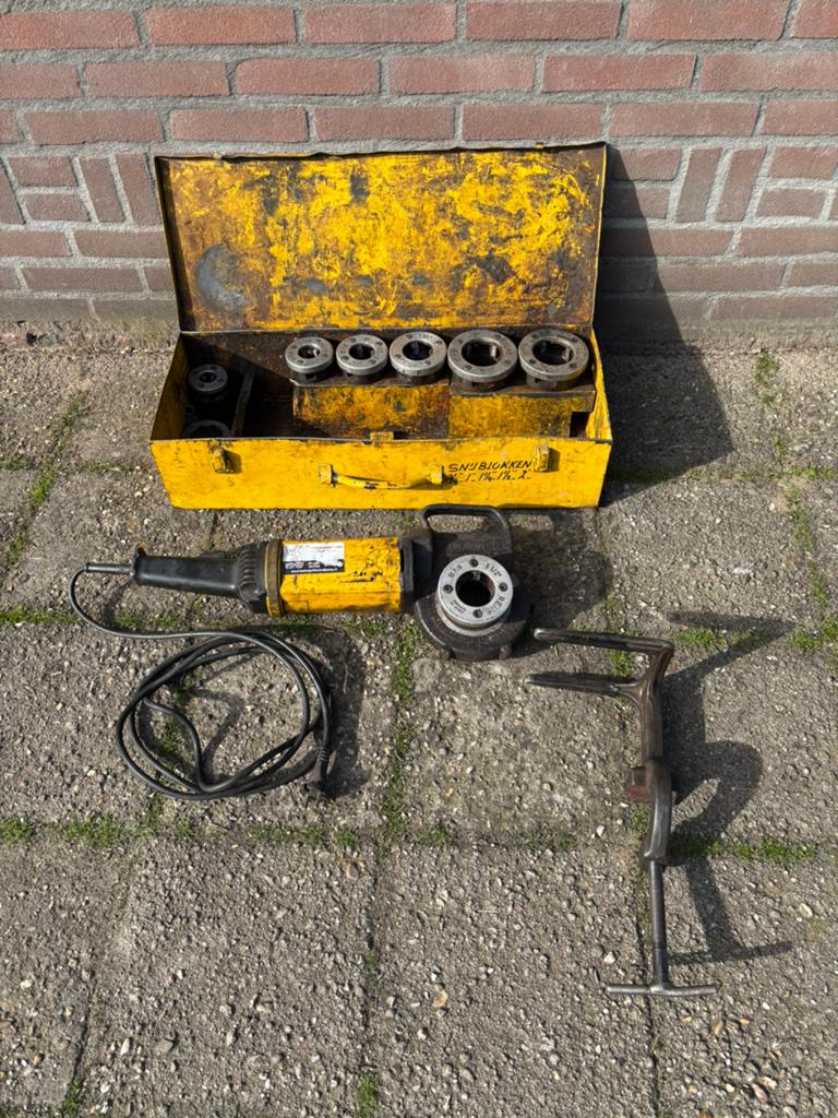 Draadsnijmachine REMS amigo 2, Ophalen, Zo goed als nieuw