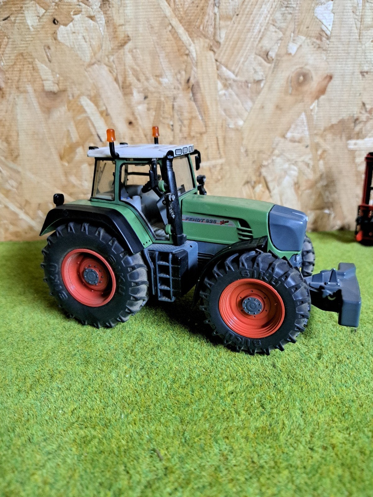 Fendt 926 Vario van Siku met stocknummer 4451, Hobby en Vrije tijd, Ophalen of Verzenden, Zo goed als nieuw, Tractor of Landbouw