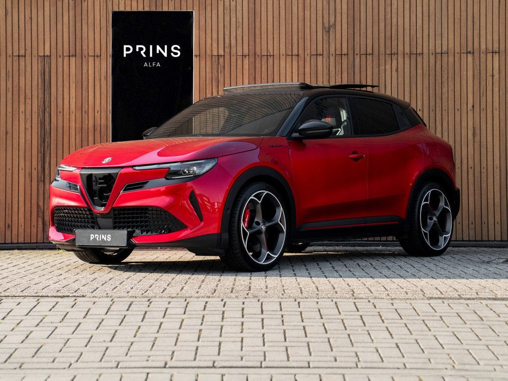 Alfa Romeo Junior Elettrica Veloce 54 kWh | Techno Pack | Sp, Auto's, Alfa Romeo, Bedrijf, Te koop, Junior, ABS, Achteruitrijcamera