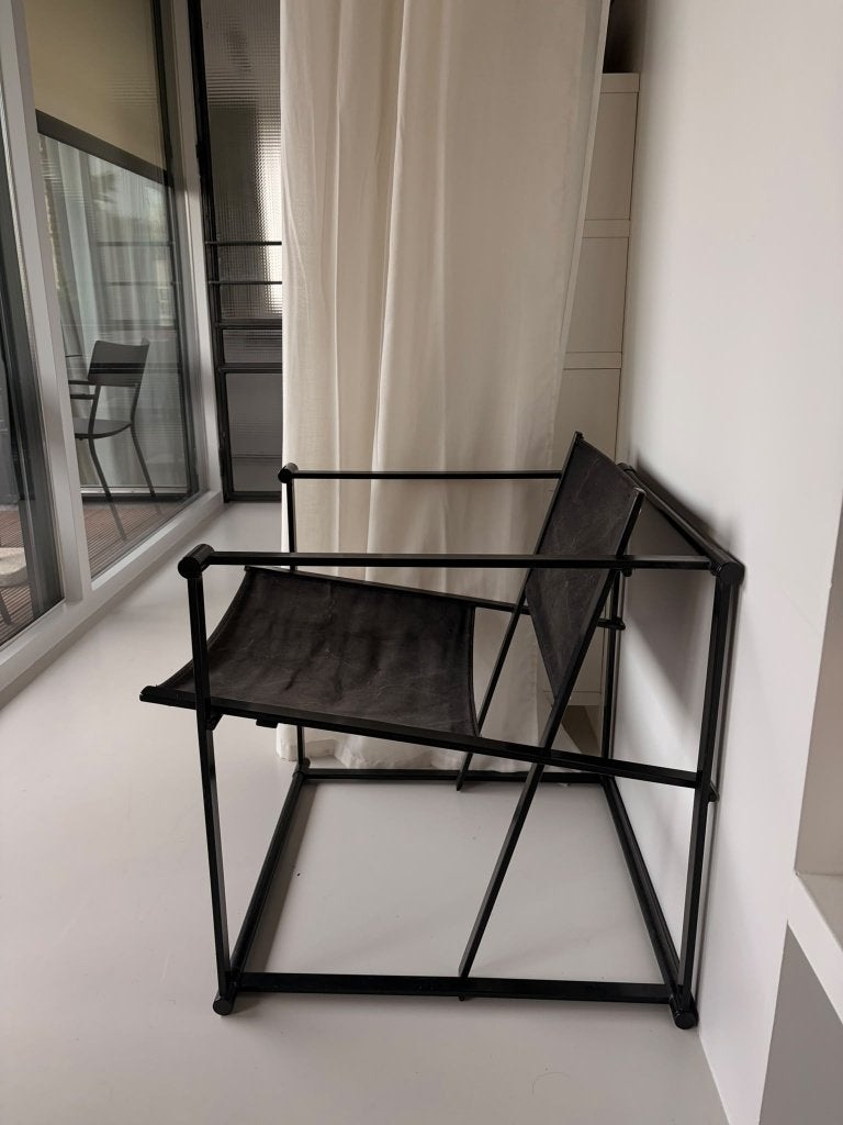 Radbouw van Beekum Kubus stoel, Ophalen