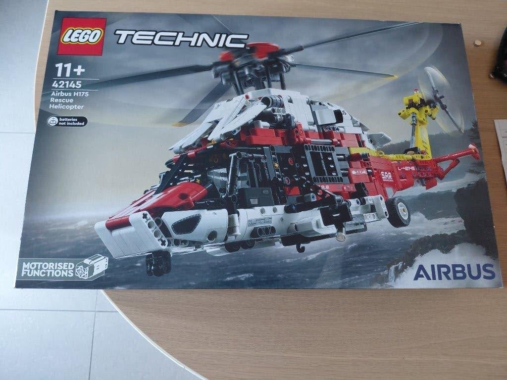 lego technic 42145 airbus H175 rescue helicopter, Kinderen en Baby's, Speelgoed | Duplo en Lego, Lego, Nieuw, Ophalen of Verzenden
