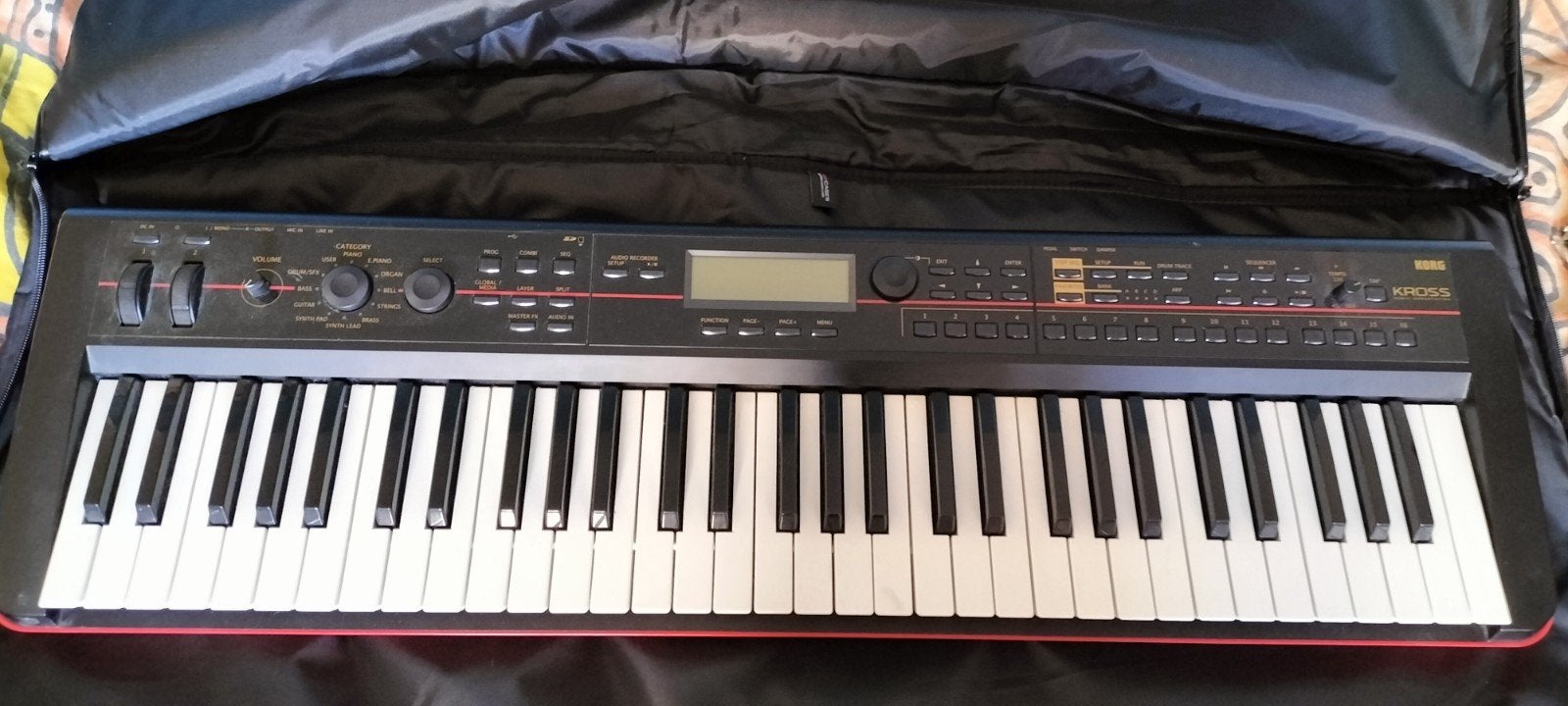 Korg Kross keyboard/synthesizer, Ophalen of Verzenden