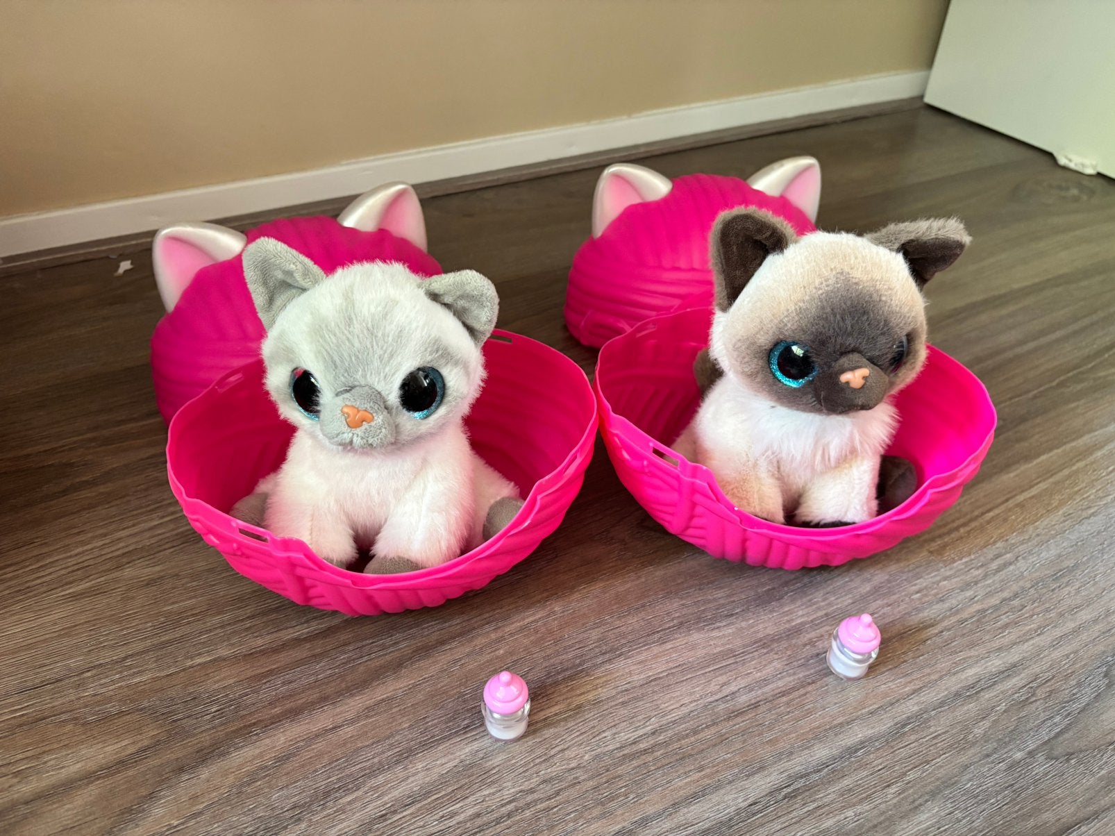 Zuru pets alive Smitten Kittens, Ophalen of Verzenden, Zo goed als nieuw, Jongetje of Meisje, Schoentjes