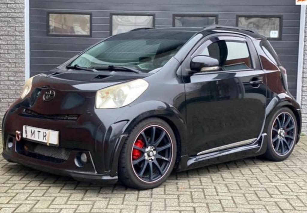 Toyota iQ