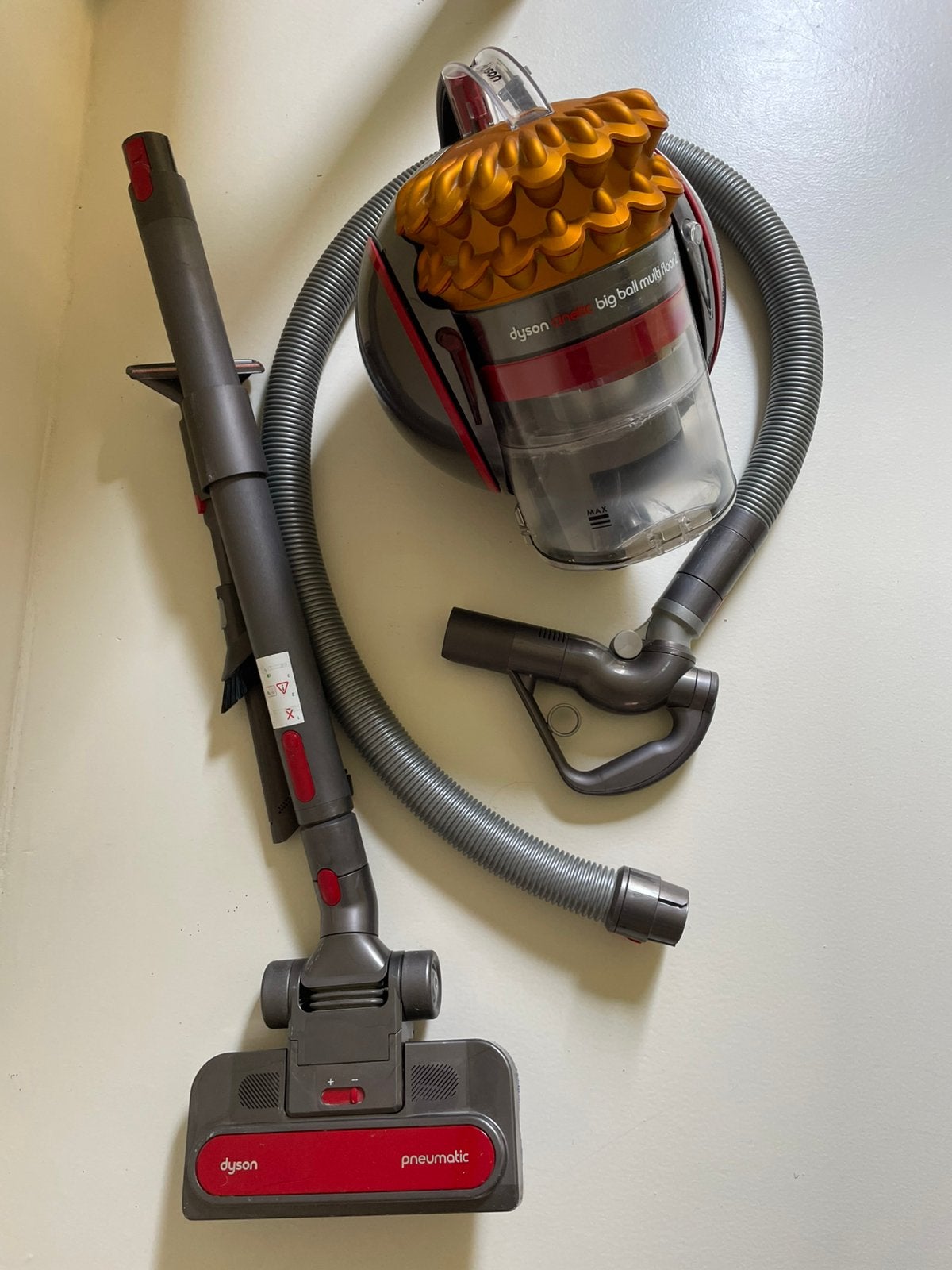 Dyson Big Ball Multifloor 2 stofzuiger, Ophalen, Inclusief accessoires, Gebruikt, Dyson