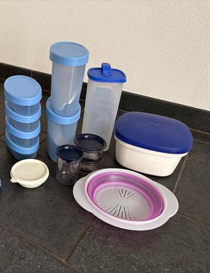 Tupperware bewaarbakken, shaker en meer, Ophalen of Verzenden, Gebruikt, Crème, Bak of Kom