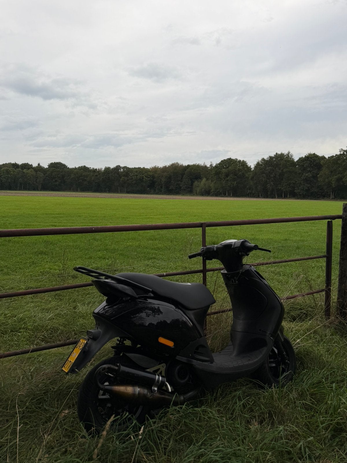 Piaggio zip 2t, Fietsen en Brommers, Ophalen, Zo goed als nieuw, Tweetakt, Zip