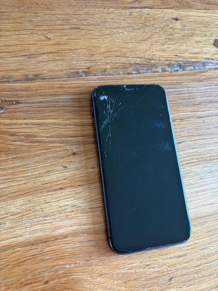 Iphone 11, Telecommunicatie, Mobiele telefoons | Apple iPhone, Ophalen, Gebruikt, Zwart, IPhone 11