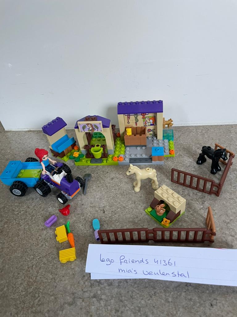 Lego Friends 41361 Mia's Veulenstal, Lego, Compleet, Friends, Ophalen of Verzenden