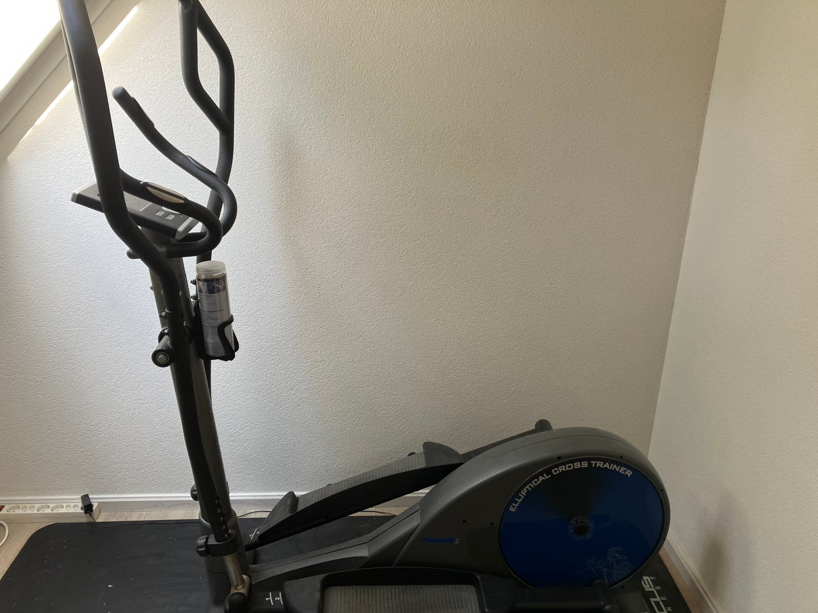 Gratis afhalen: Infiniti VG60BS Crosstrainer, Ophalen, Gebruikt, Armen, Crosstrainer