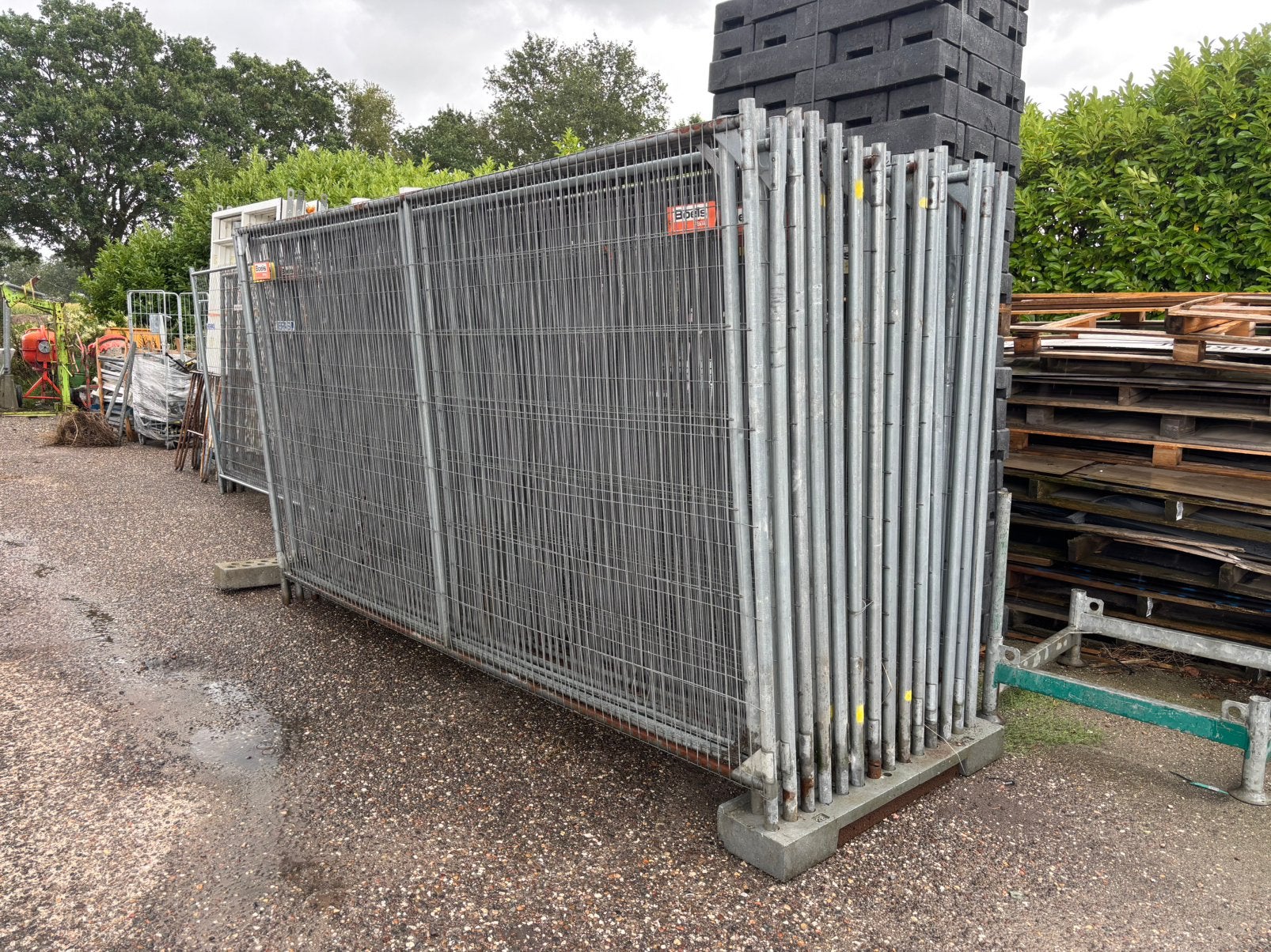 Mooie partij gebruikte bouwhekken, Tuin en Terras, Ophalen, Zo goed als nieuw, IJzer