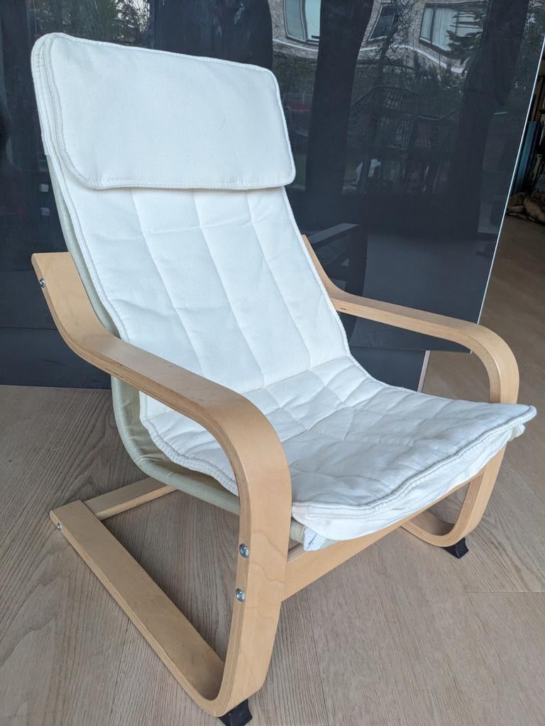 IKEA Poäng kinderstoel met witte hoes, Huis en Inrichting, Stoelen, Gebruikt, Modern, Scandinavisch, Wit, Ophalen of Verzenden