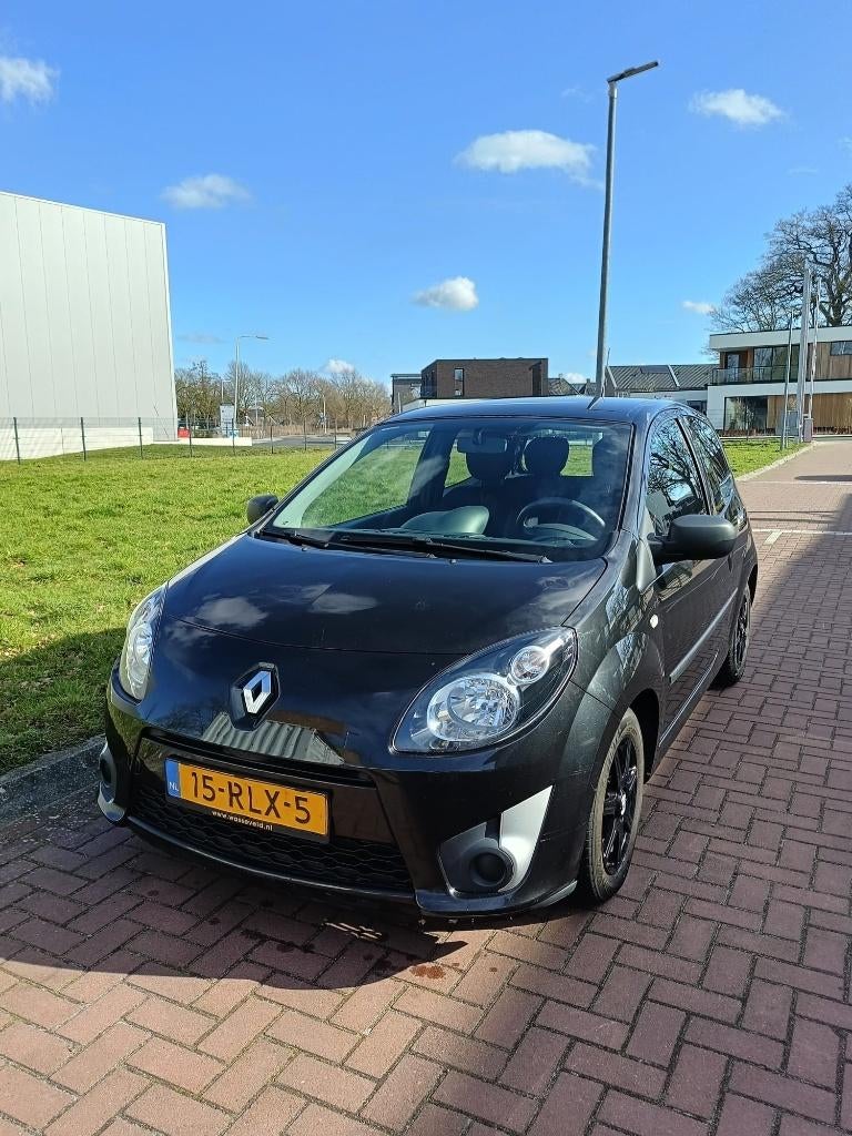 Renault Twingo 1.2 16V 2011 Zwart, Auto's, 74 pk, Zwart, 4 cilinders, 4 stoelen