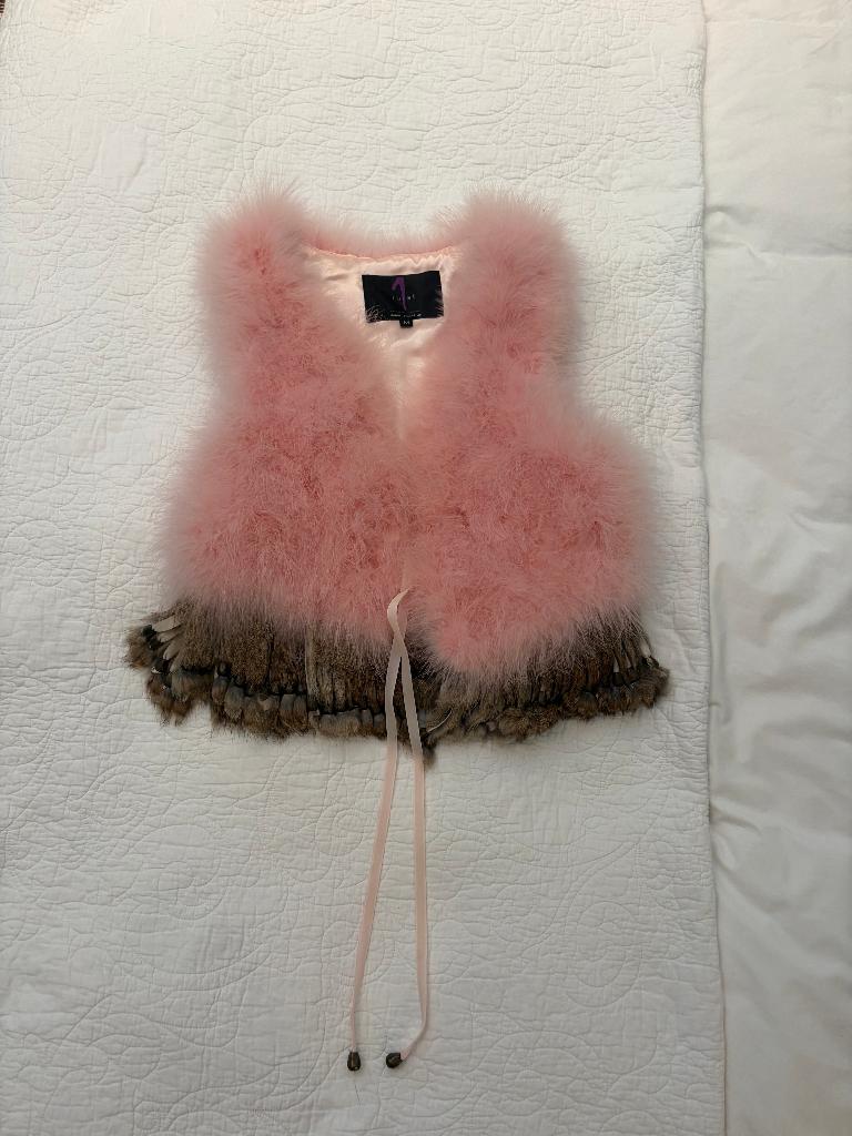 Struisvogel gilet met konijnenbont kwastjes, maat M, Maat 38/40 (M), Furst 1, Ophalen of Verzenden, Roze