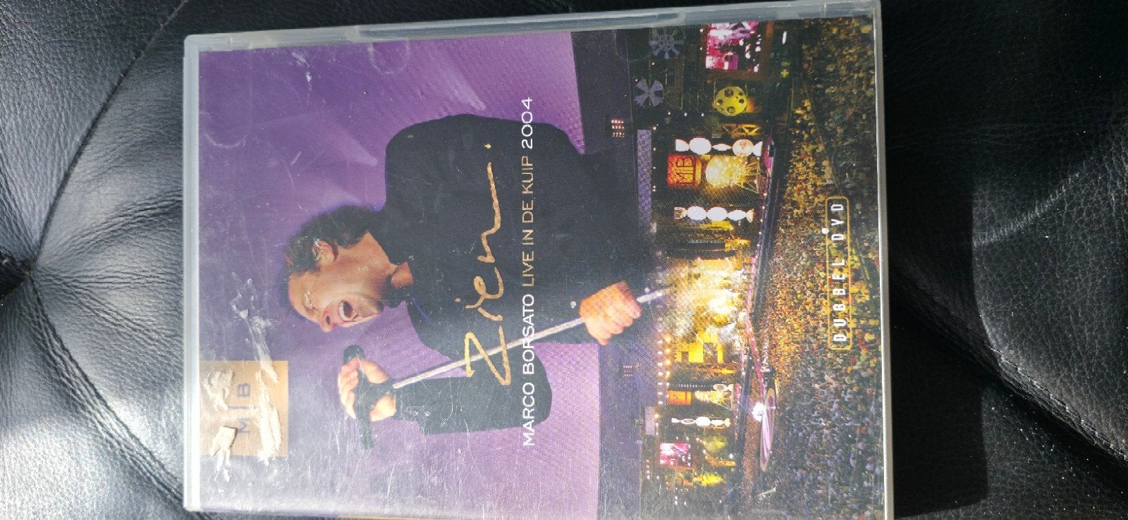 Marco Borsato - Zien: Live in de Kuip 2004 DVD, Ophalen