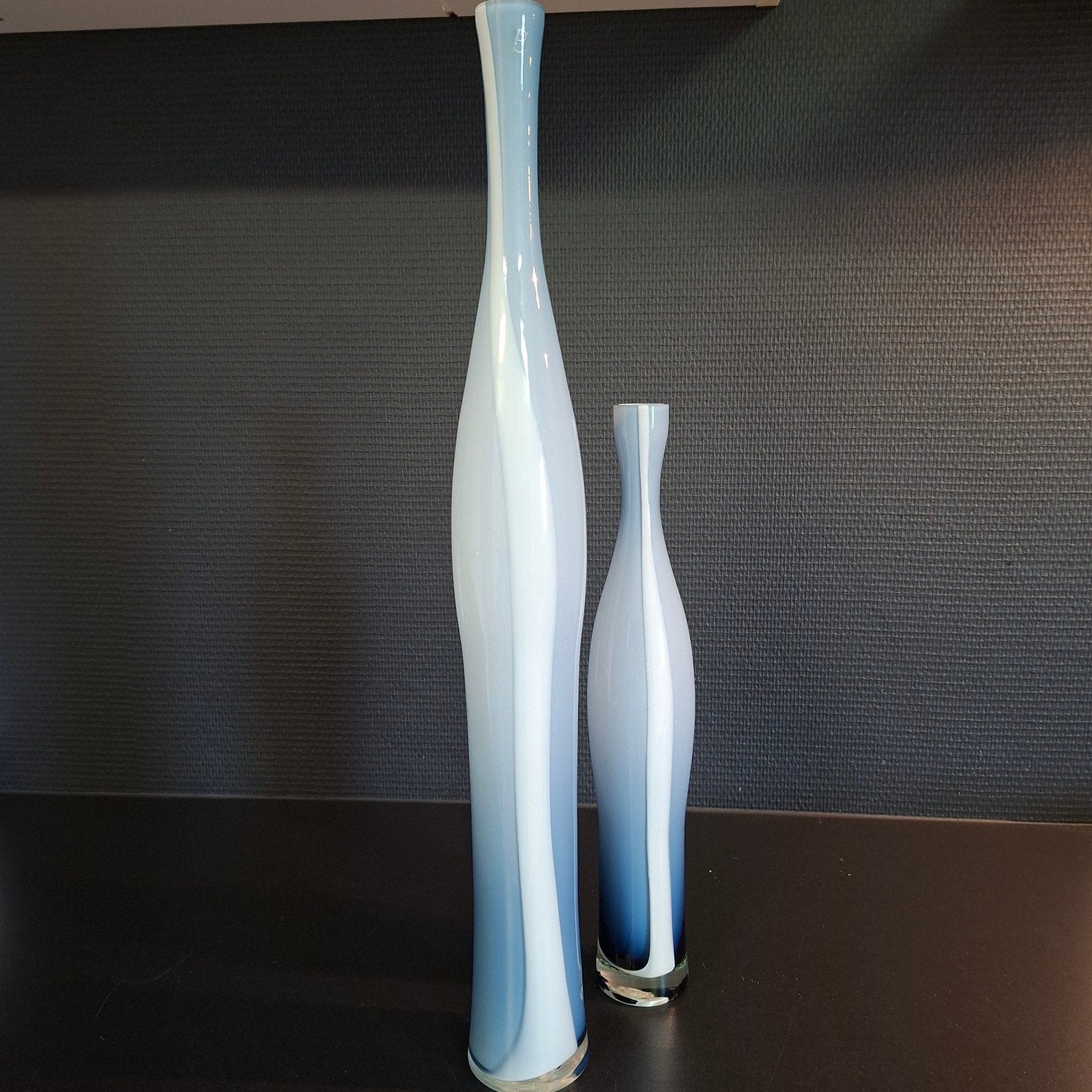 Set van 2 glazen vazen,vazen,flessen,glazen vazen., Huis en Inrichting, Woonaccessoires | Vazen, Ophalen, Blauw, Minder dan 50 cm