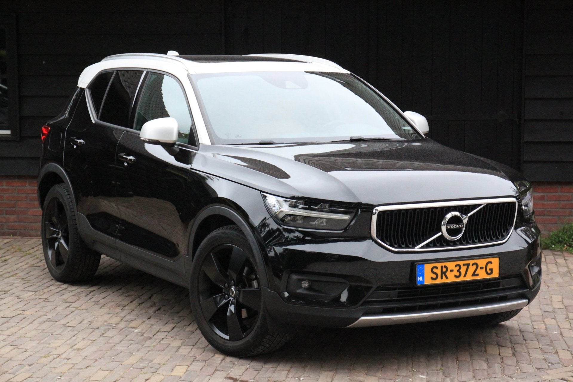 Volvo XC40 1.5 T3 Momentum Panorama-Elek,Dak/Camera/Leer/Tre, Auto's, Voorwielaandrijving, Gebruikt, Euro 6, 156 pk