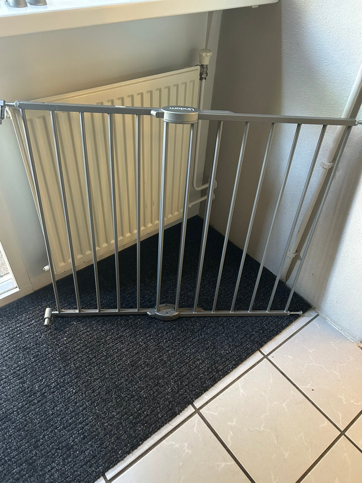 Lindam metalen verstelbare traphek incl extra onderdelen, Kinderen en Baby's, Traphekjes, Ophalen, 100 tot 115 cm, Zo goed als nieuw