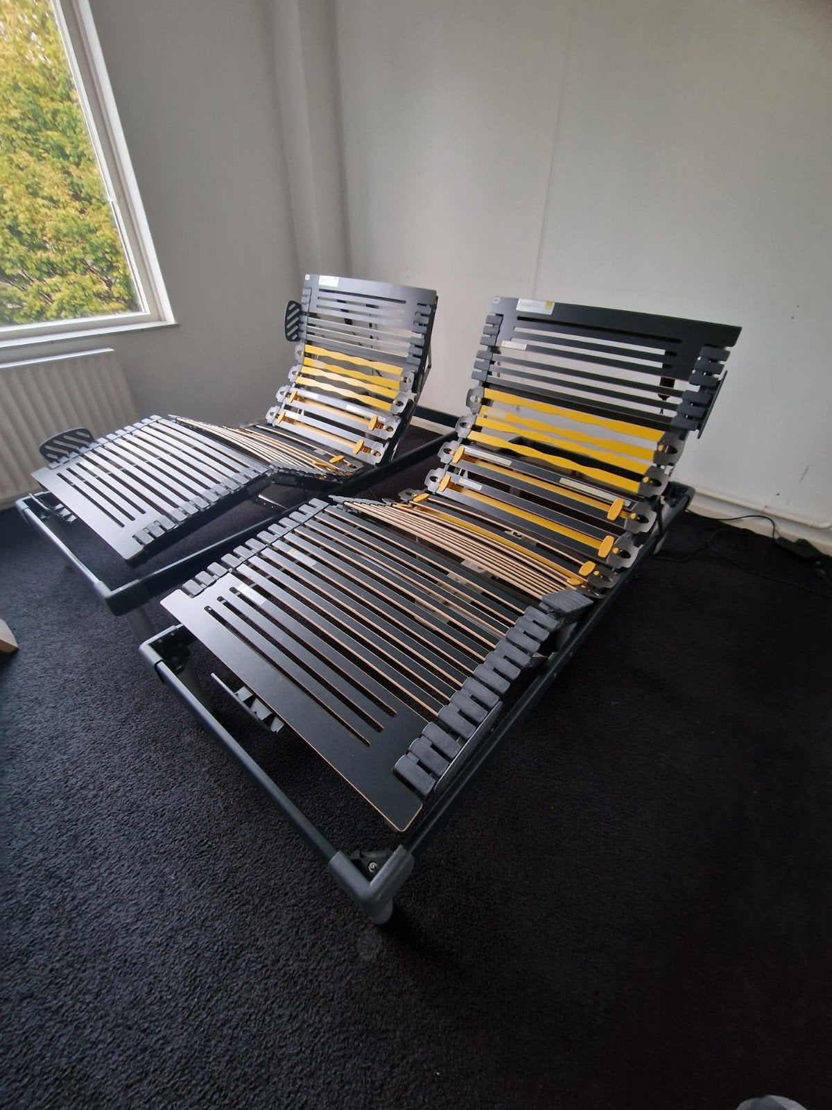 * Elektrisch verstelbare lattenbodem 90x200 *, Huis en Inrichting, Slaapkamer | Matrassen en Bedbodems, Ophalen, Zo goed als nieuw