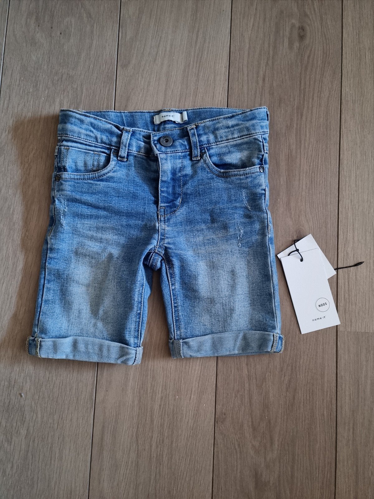 Name it jeans spijkerbroek short korte broek mt 116

Kijk vo, Kinderen en Baby's, Kinderkleding | Maat 116, Ophalen of Verzenden