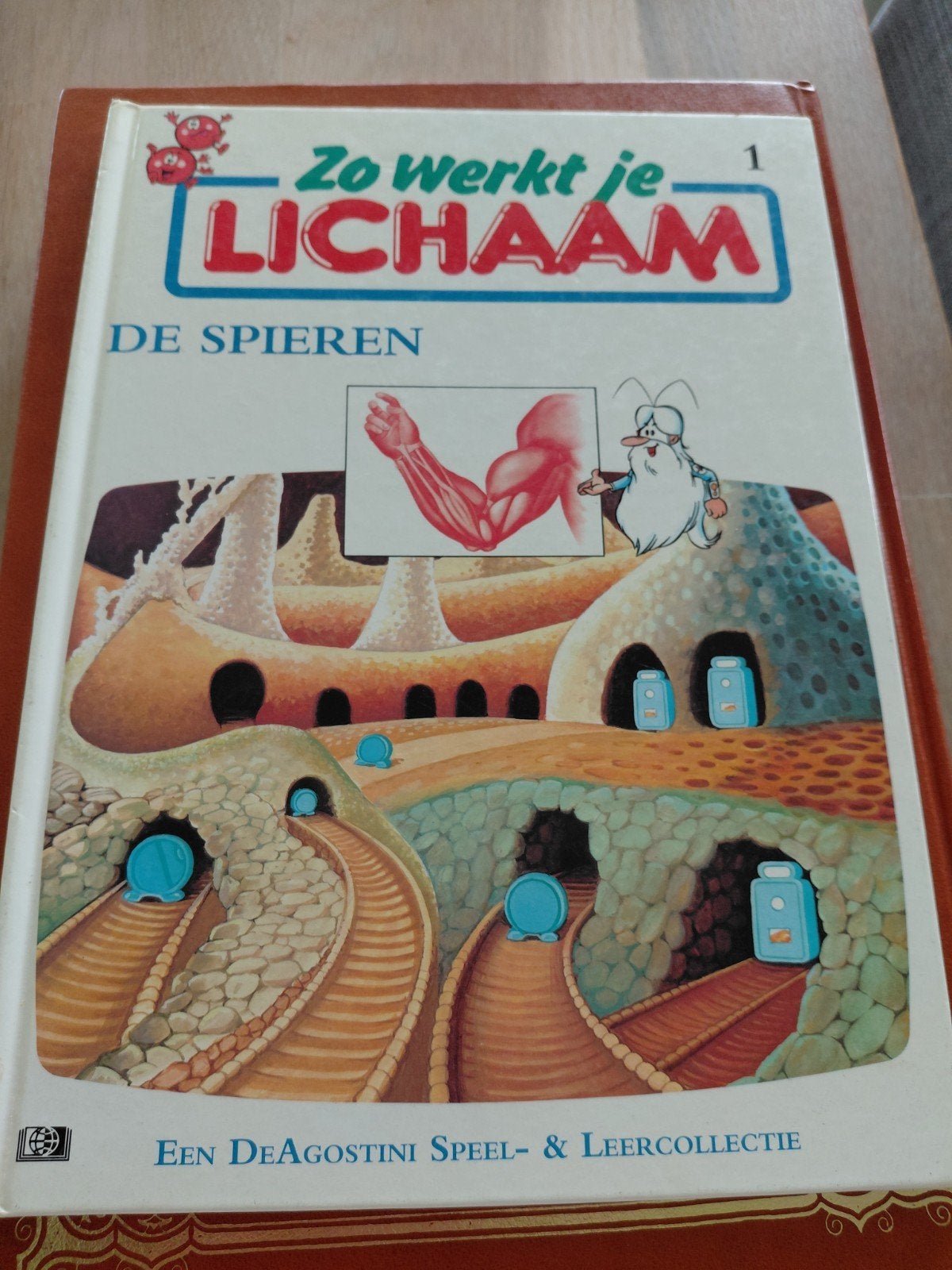 Zo werkt je Lichaam - De Spieren (DeAgostini), Gelezen, Ophalen of Verzenden, Uitklap-, Voel- of Ontdekboek, Albert Barille