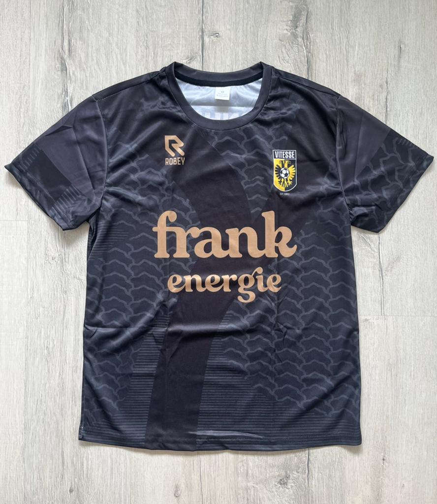 Vitesse Arnhem shirtje (nieuw) seizoen 2025/2026, Ophalen of Verzenden, Nieuw, Shirt