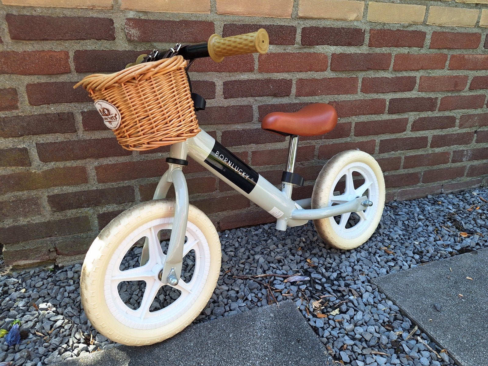 Leuke loopfiets Born Lucky met mandje, Kinderen en Baby's, Ophalen, Gebruikt, Loopfiets
