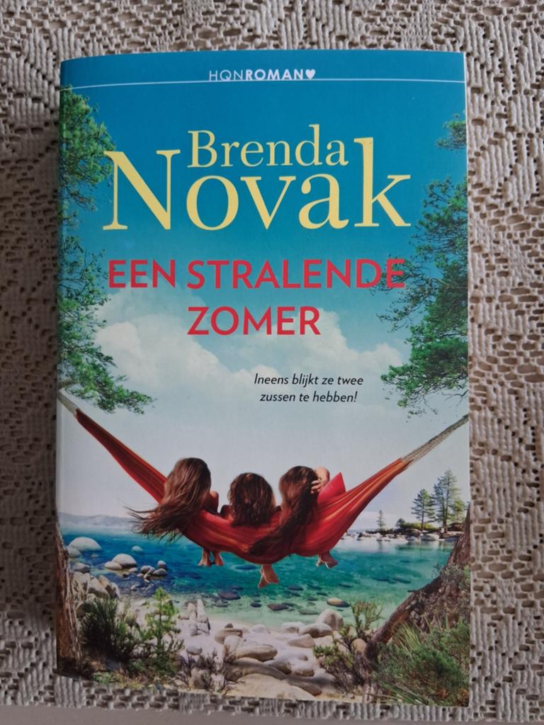 Brenda Novak  Een stralende zomer, Ophalen of Verzenden, Zo goed als nieuw, Brenda Novak