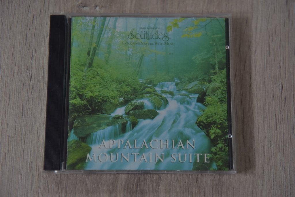 DAN GIBSON - SOLITUDES - APPALACHIAN MOUNTAIN SUITE, Cd's en Dvd's, Cd's | Meditatie en Spiritualiteit, Verzenden, Inclusief doosje