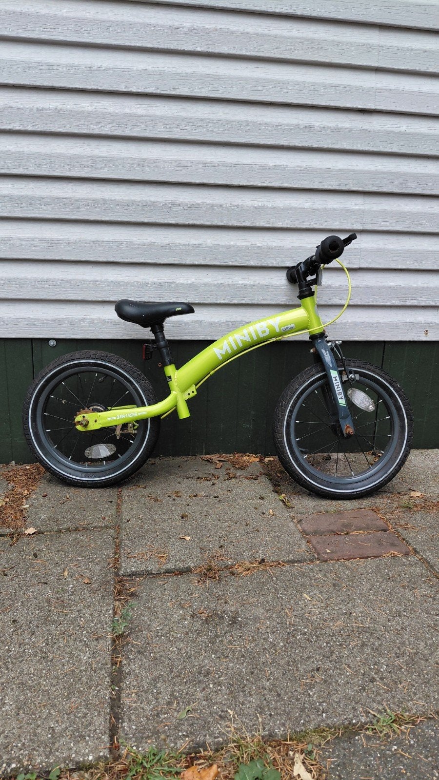 Miniby 3-in-1 Kinderfiets - Loopfiets, Trapfiets Zijwieltjes, Ophalen, Zijwieltjes, Gebruikt, Velgrem