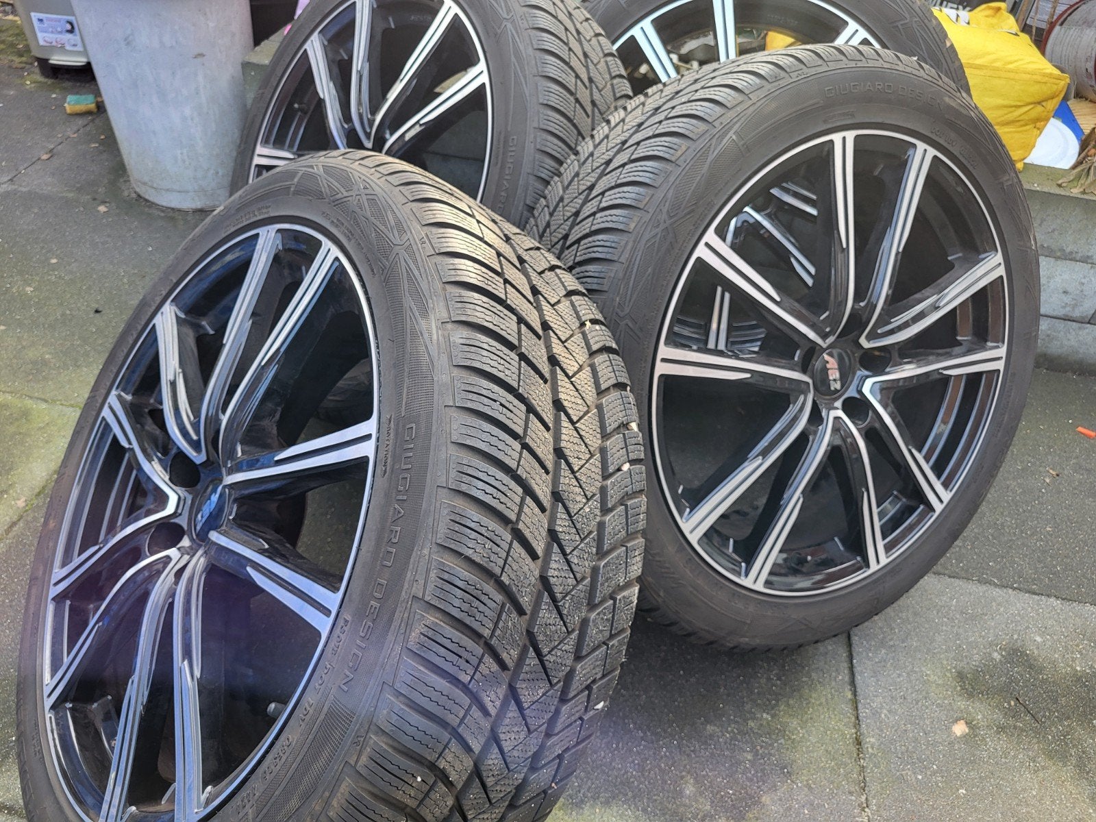 Toyota CHR RAV4 Lexus NX Rx banden velg 245/45/20, Ophalen, Jaf_zoet@hotmail.com, Banden en Velgen, Winterbanden