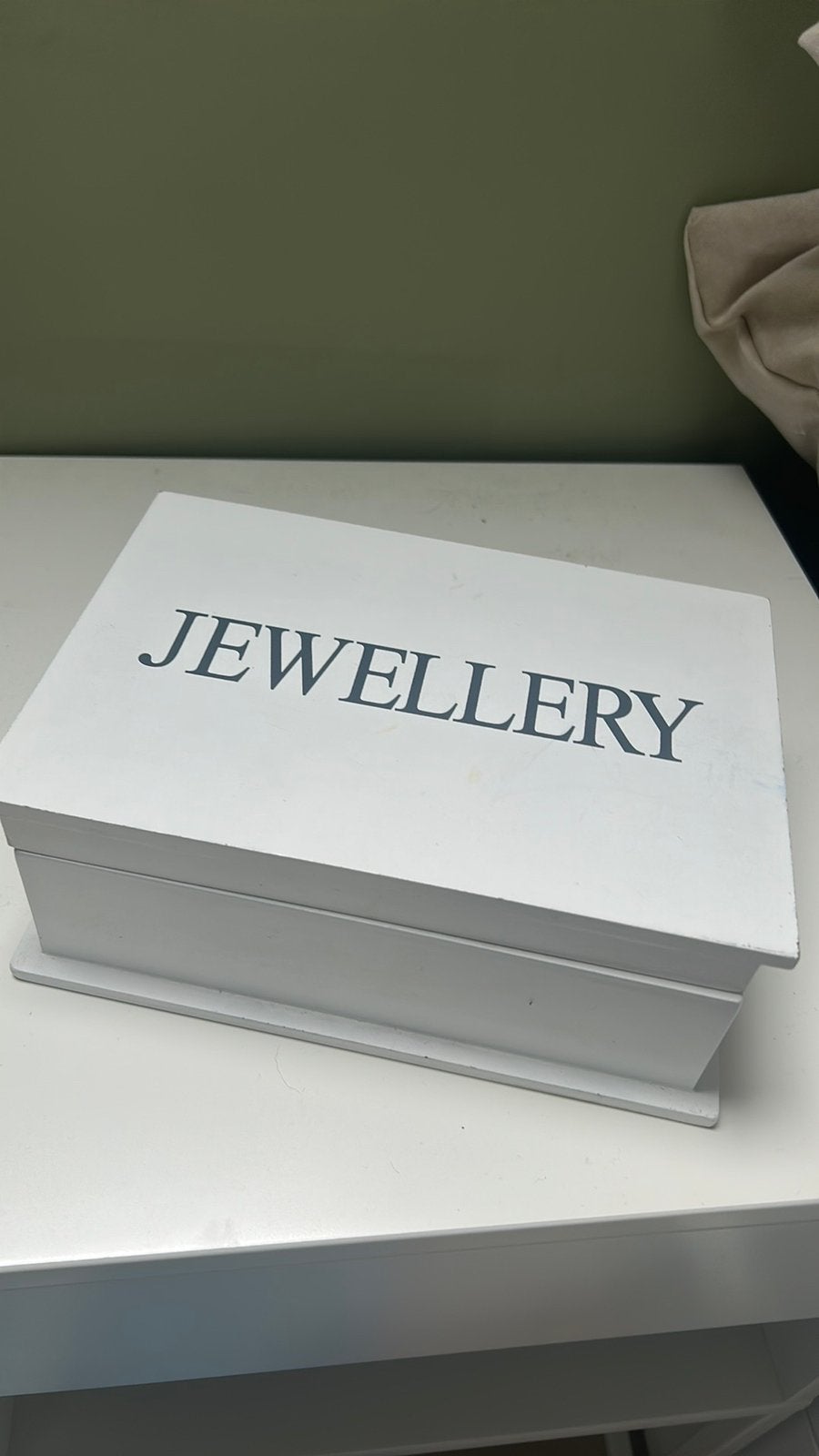 Jewellery doos, Sieraden, Tassen en Uiterlijk, Kettingen, Ophalen of Verzenden, Gebruikt, Wit, Overige materialen