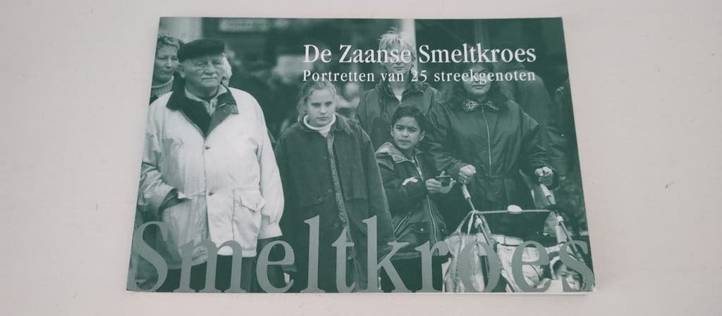 De Zaanse Smeltkroes - Portretten van 25 streekgenoten, 20e eeuw of later, Ophalen of Verzenden, Zo goed als nieuw, Hans Bosma en J.P. Woudt