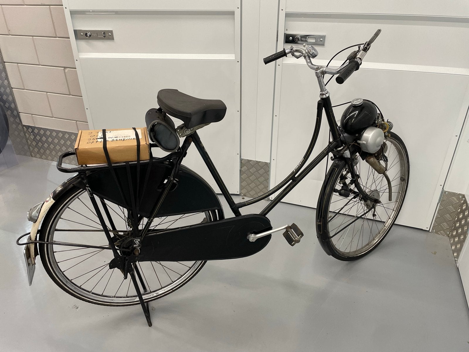 Vintage Berini Pluvier Hulpmotorfiets - Zeldzaam Model, Fietsen en Brommers, Brommers | Oldtimers, Overige merken, Maximaal 25 km/u