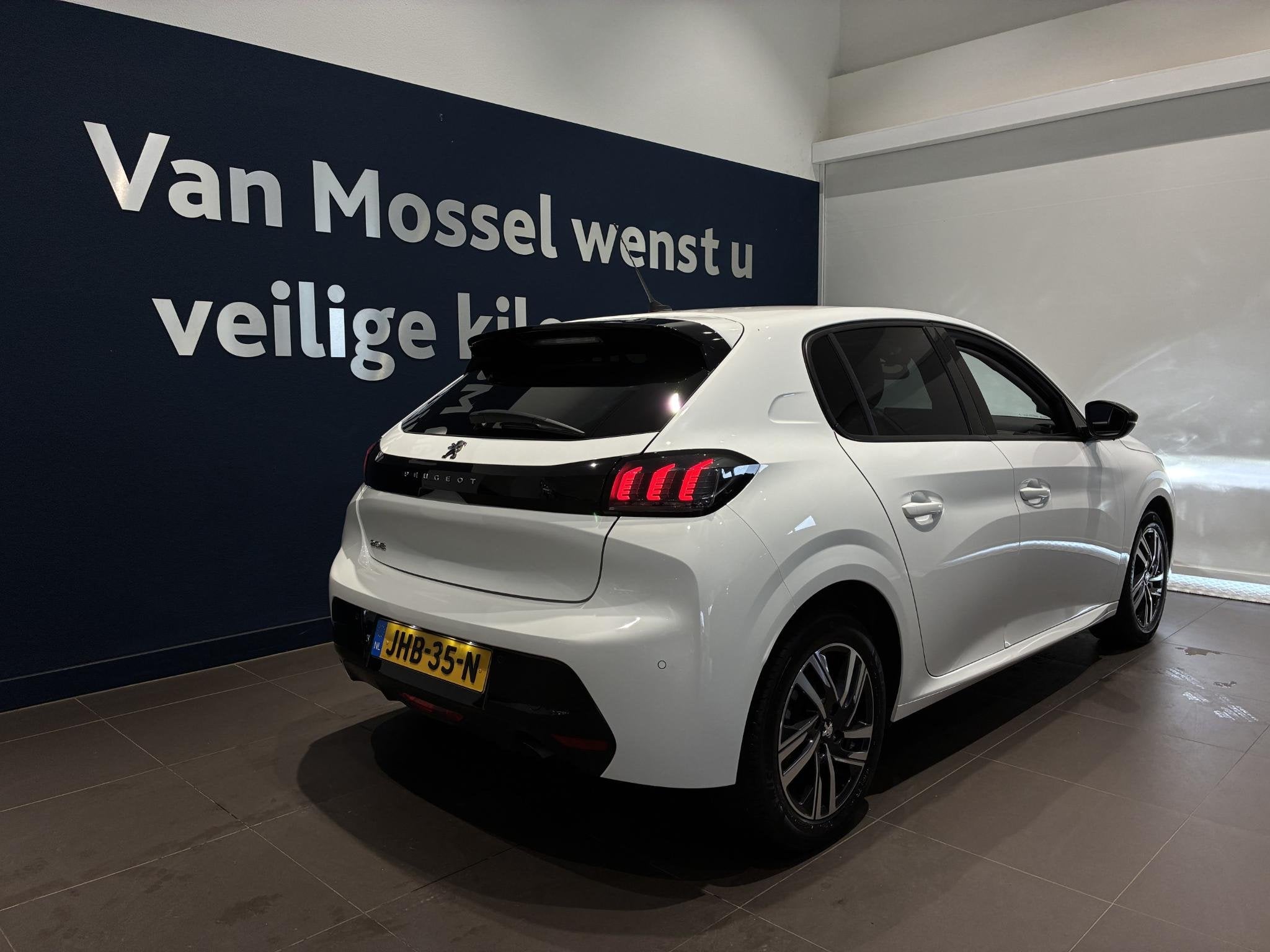 Peugeot 208 1.2 PureTech Allure Pack, Auto diversen, Wit, Handgeschakeld, Benzine, Peugeot