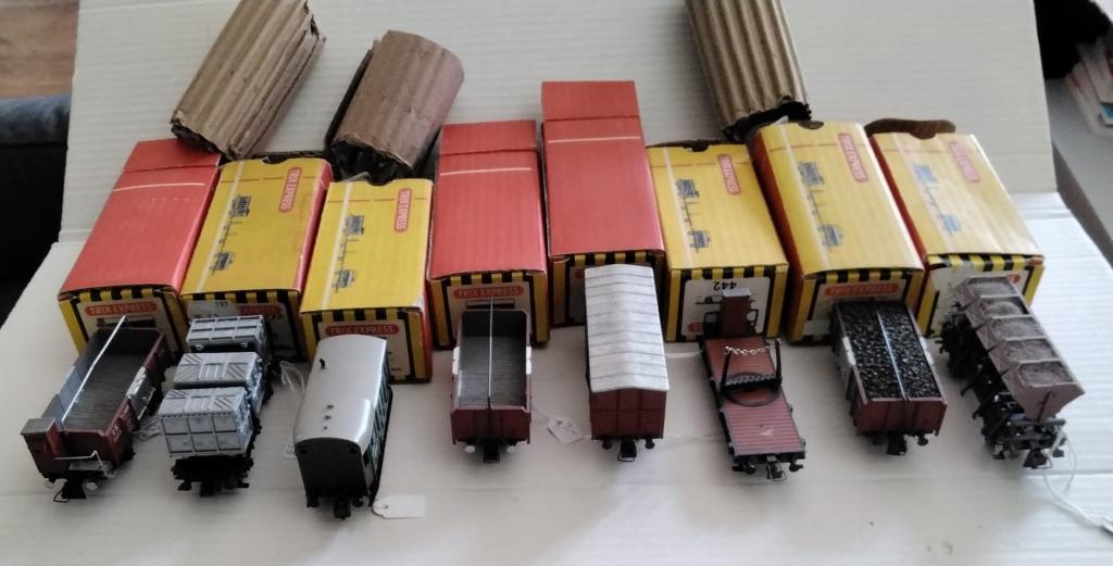 Trix Express 8 goederenwagons, Hobby en Vrije tijd, Modeltreinen | H0, Gebruikt, Gelijkstroom of Wisselstroom, Trix, Wagon