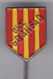 D.V.V. Go-Ahead zilverkleurig voetbal club speldje( Z_024a), Ophalen of Verzenden, Zo goed als nieuw, Sport, Speldje of Pin