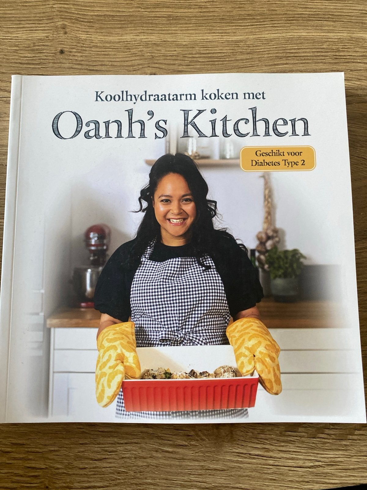 Koolhydraatarm koken met Oanh's Kitchen - Diabetes Type 2, Hoofdgerechten, Ophalen of Verzenden, Zo goed als nieuw, Gezond koken