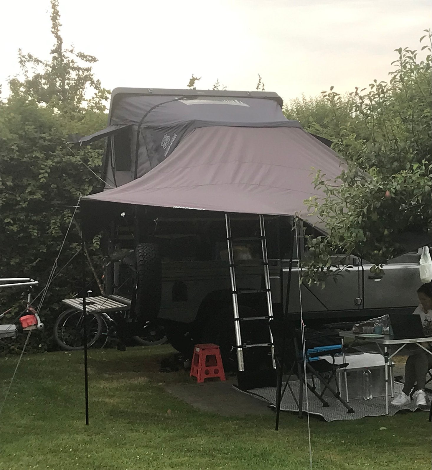 iKamper Skycamp 3.0 Daktent - Rocky Black, Ophalen, Zo goed als nieuw, Tot en met 4