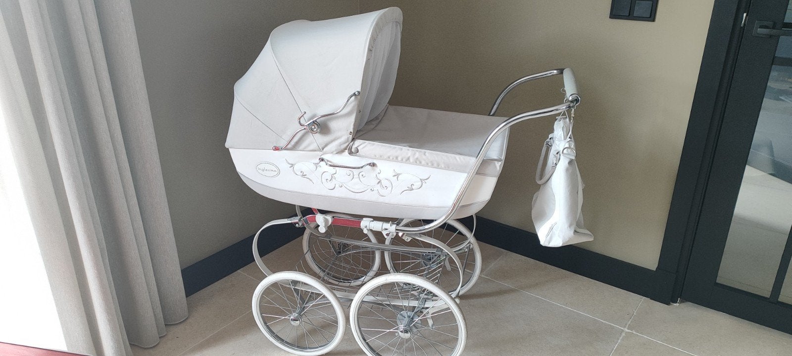 Inglesina Classica Betulla – zeer nette staat – compleet, Gebruikt, Met autostoeltje, Ophalen, Kinderwagen