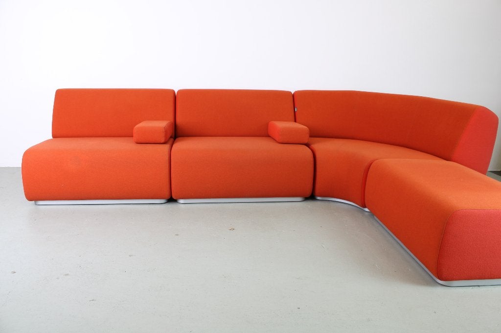 Artifort Manhattan designbank, Huis en Inrichting, Banken | Bankstellen, Gebruikt, Vierpersoons of meer, Minder dan 150 cm, 75 tot 100 cm