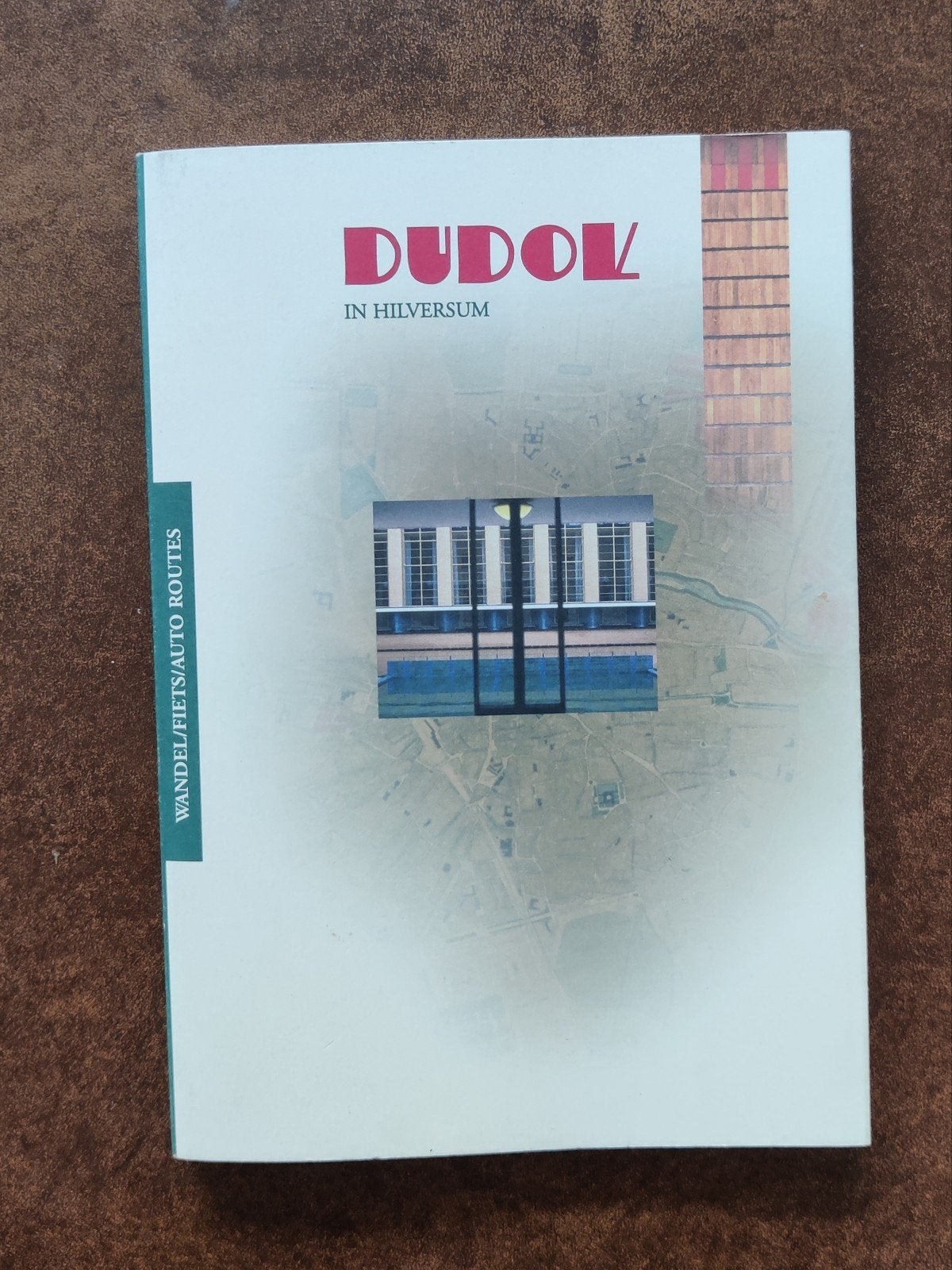Dudok in Hilversum - Architectuur boek, Ophalen of Verzenden, Zo goed als nieuw, Architecten, Onbekend