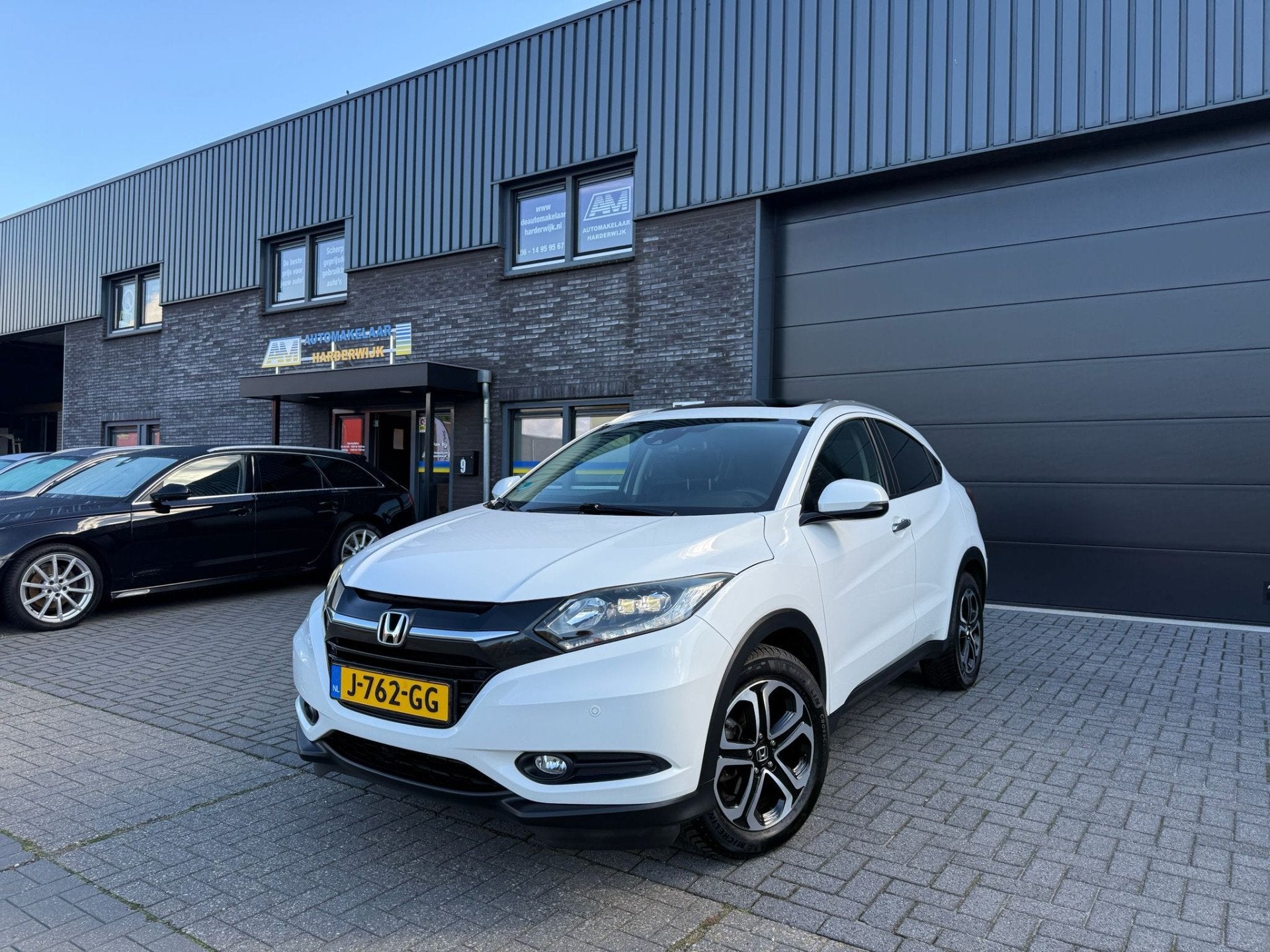 Honda HR-V 1.5 i-VTEC Executive | 1E EIGENAAR | 3/6/12MND GA, Leder en Stof, Wit, Bedrijf, 19 km/l