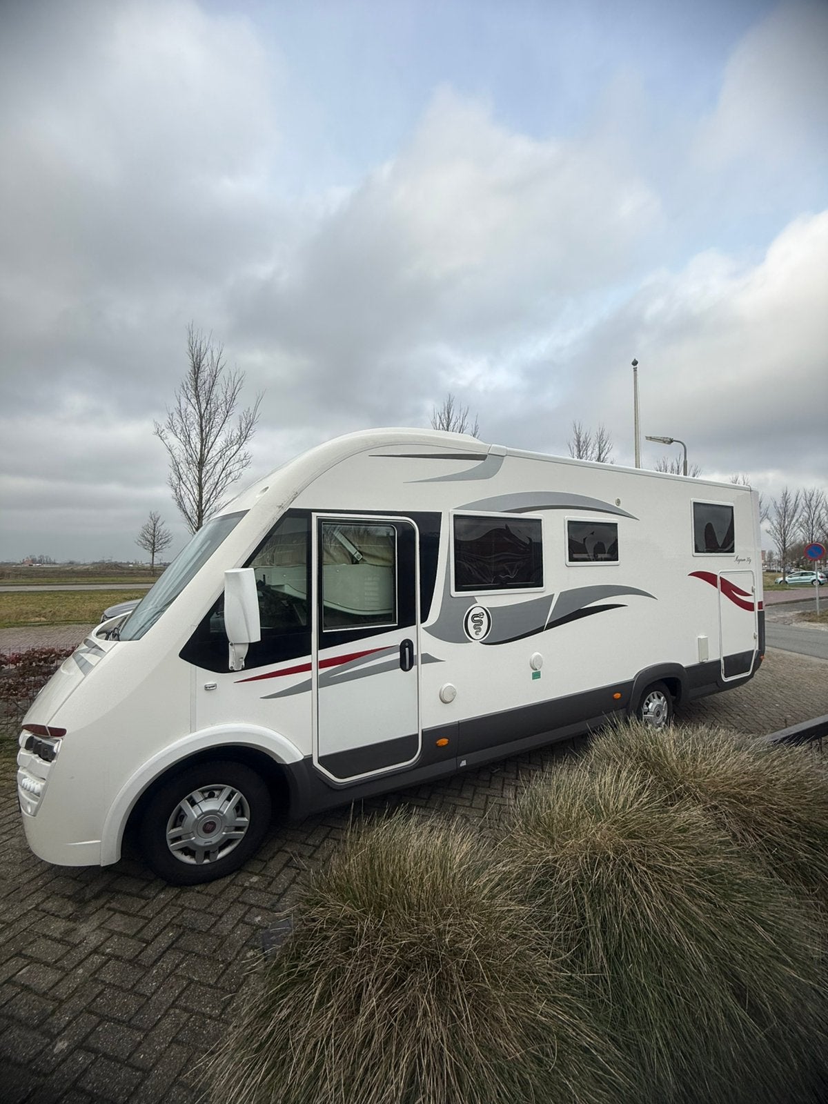 Elnagh Magnum 30 - ZGOH camper, Integraal, Ringverwarming, Fiat, 7 tot 8 meter